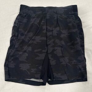 Lululemon shorts men size M
